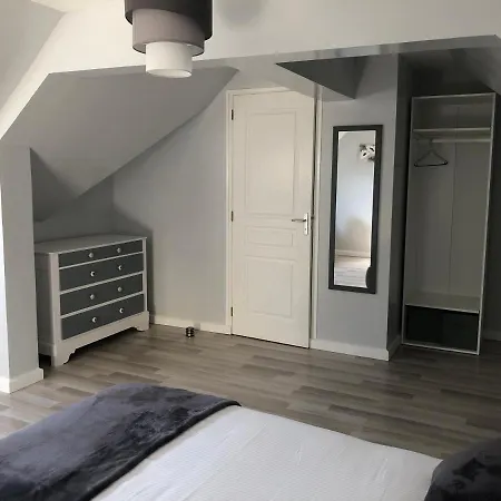 Le Nid Du Franc Bed & Breakfast 3*