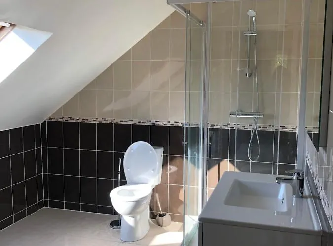 Le Nid Du Franc 阿夫朗什