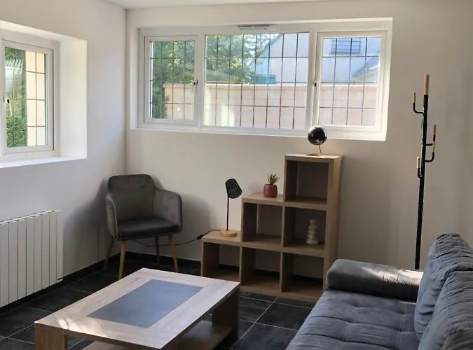 Le Nid Du Franc 住宿加早餐酒店