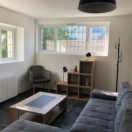 Le Nid Du Franc B&B