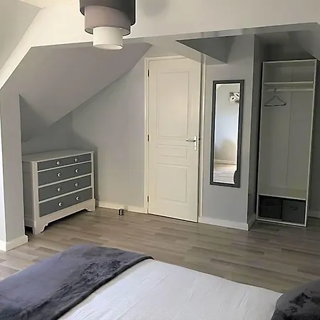 Le Nid Du Franc B&B 아브랑슈