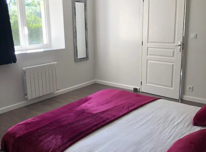 Bed & Breakfast Le Nid Du Franc 3*