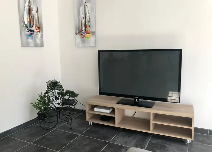 Le Nid Du Franc 3* Avranches